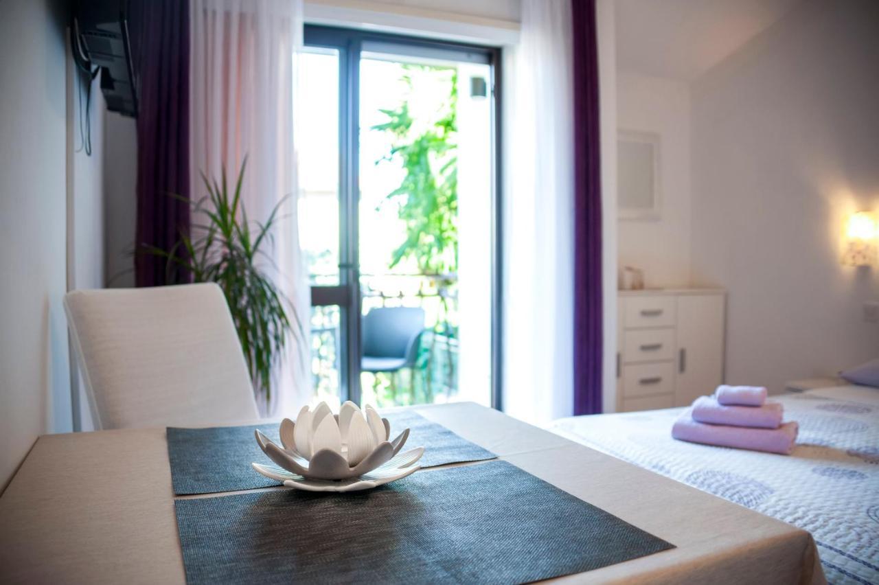& Anita Apartman *
